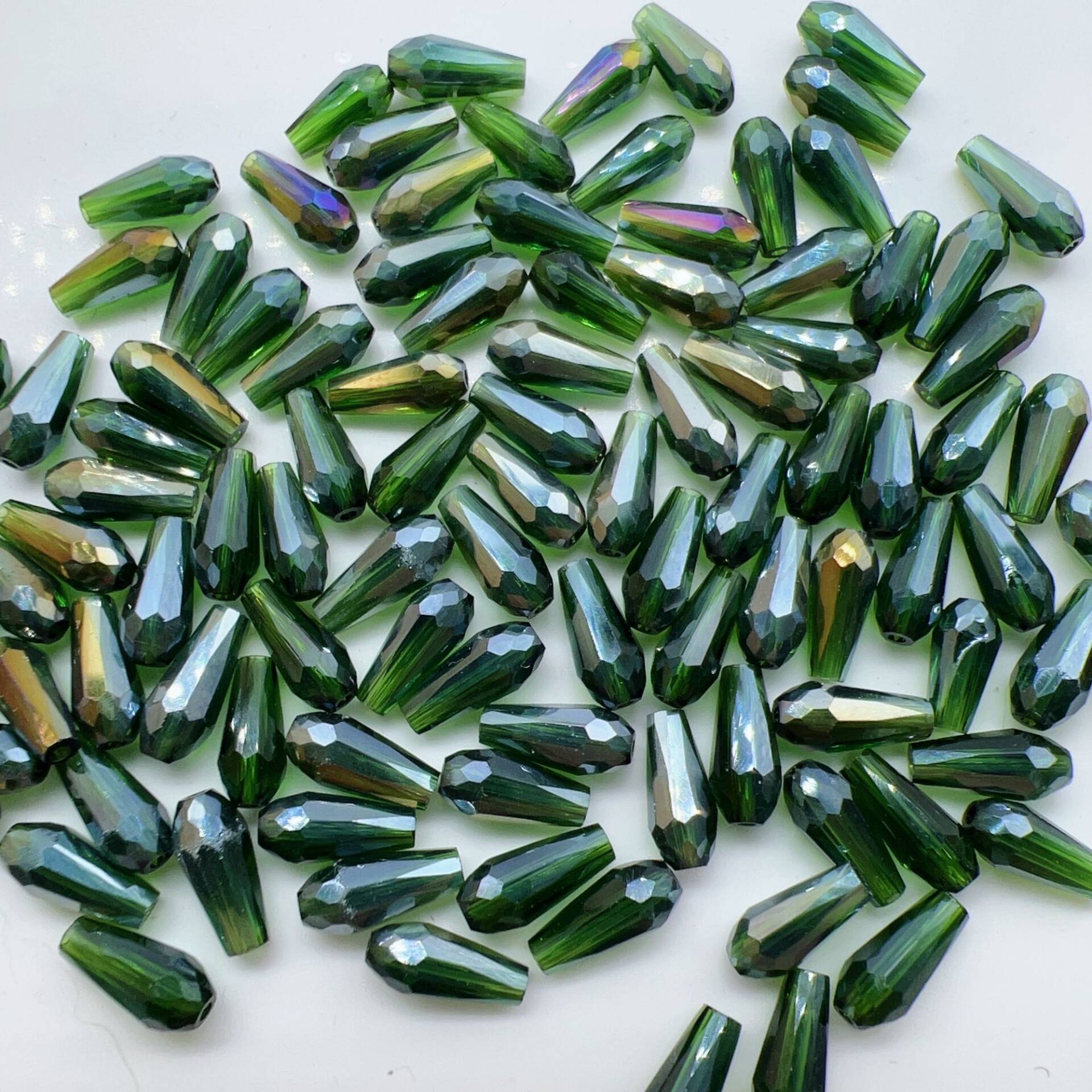 Beads with Faceted AAA Water D - Jewelry Making Event recension och pris