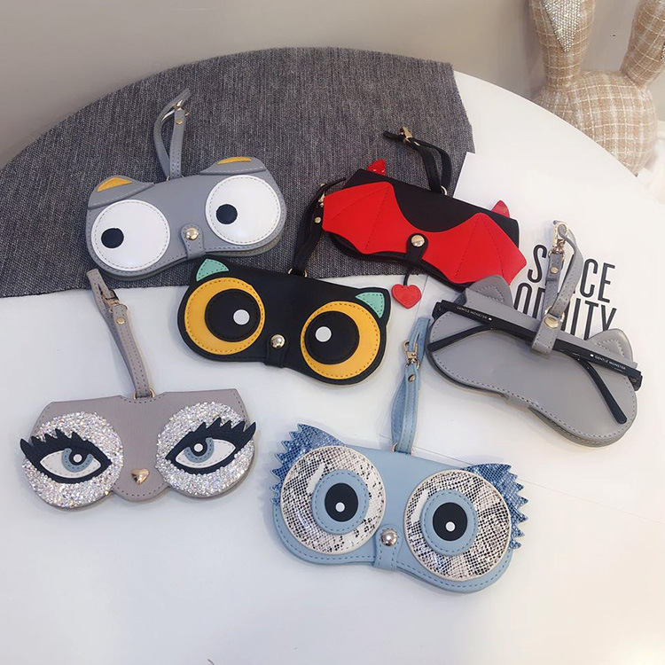 ins cartoon cute glasses case  - Jewelry Making Glasses recension och pris