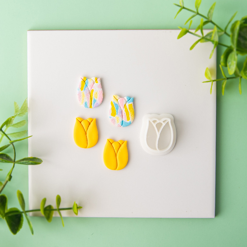 Tulip Flower Leaf Soft Pottery - Jewelry Making In Clay recension och pris